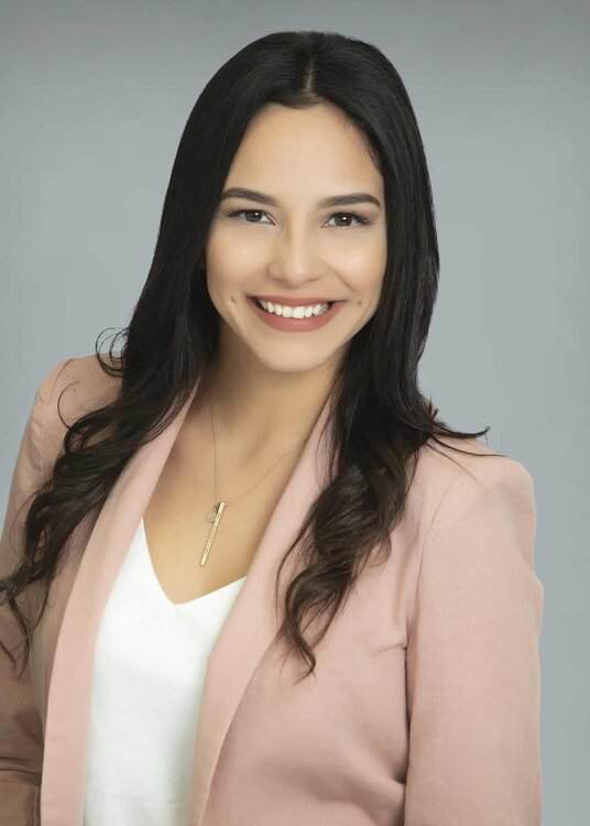 Sade Estronza