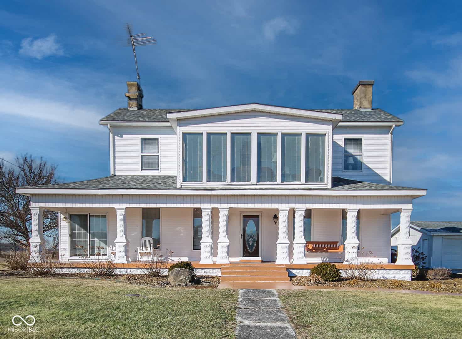 Listings for Mike Munoz