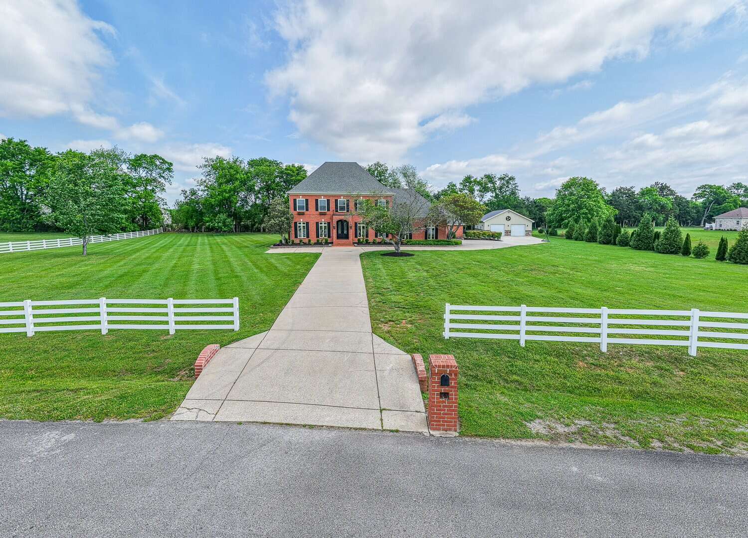 Churchill Farms Homes for Sale in Spring Hill TN