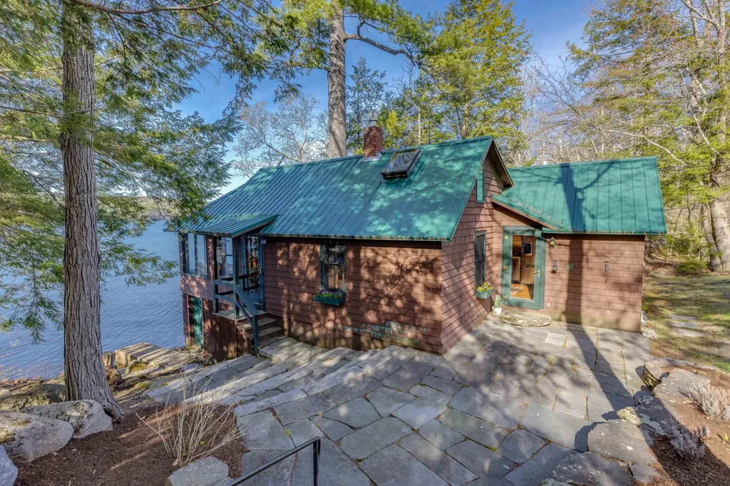 Squam Condos 