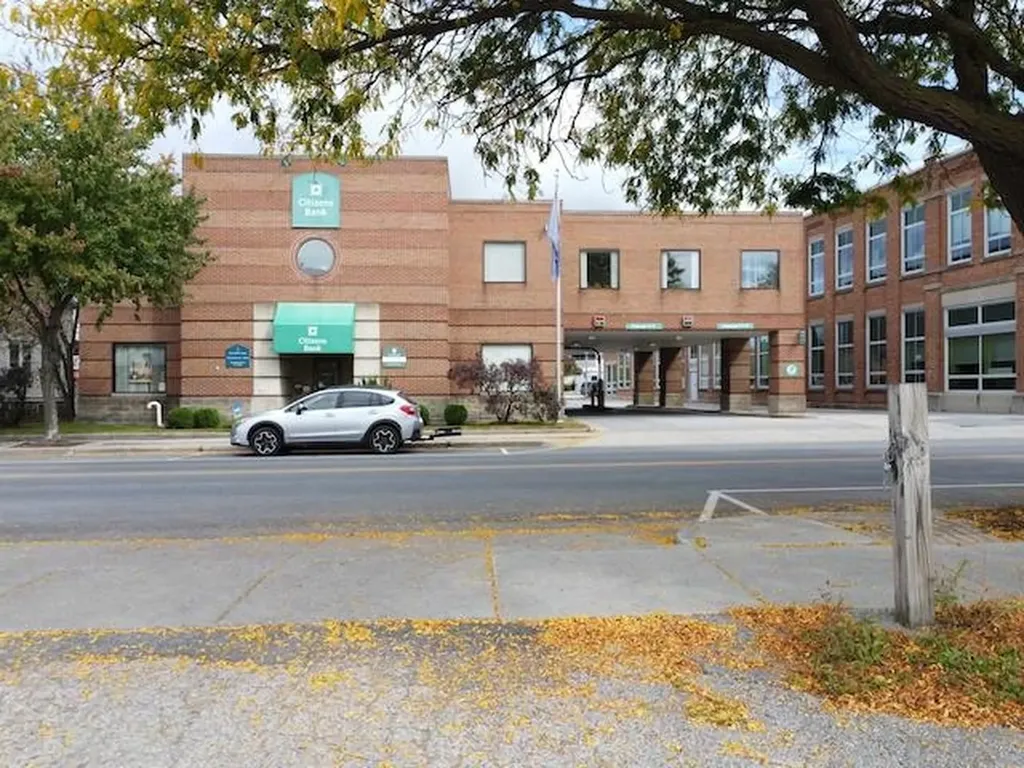 Properties From $800k To $1m