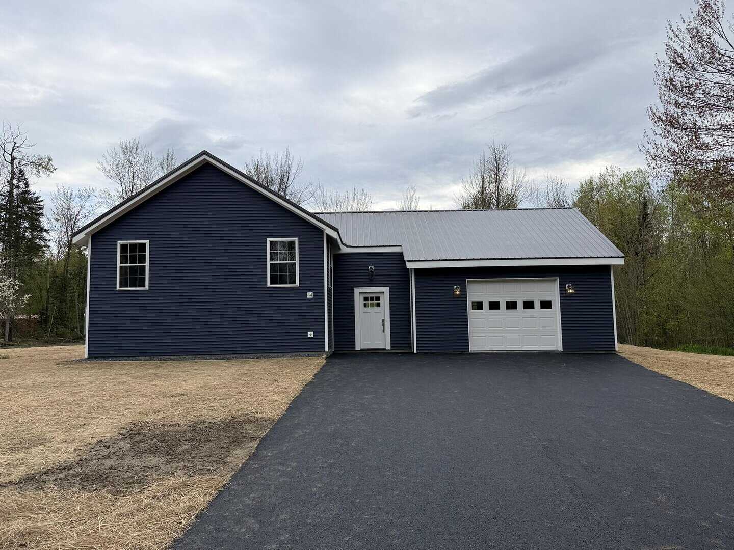 Listings for Jilli McAllister