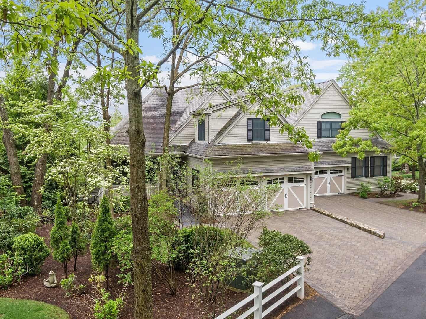 Belmont MA Condo Real Estate