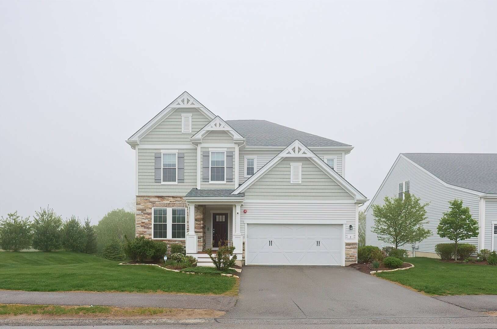 Hopkinton MA Condo Real Estate