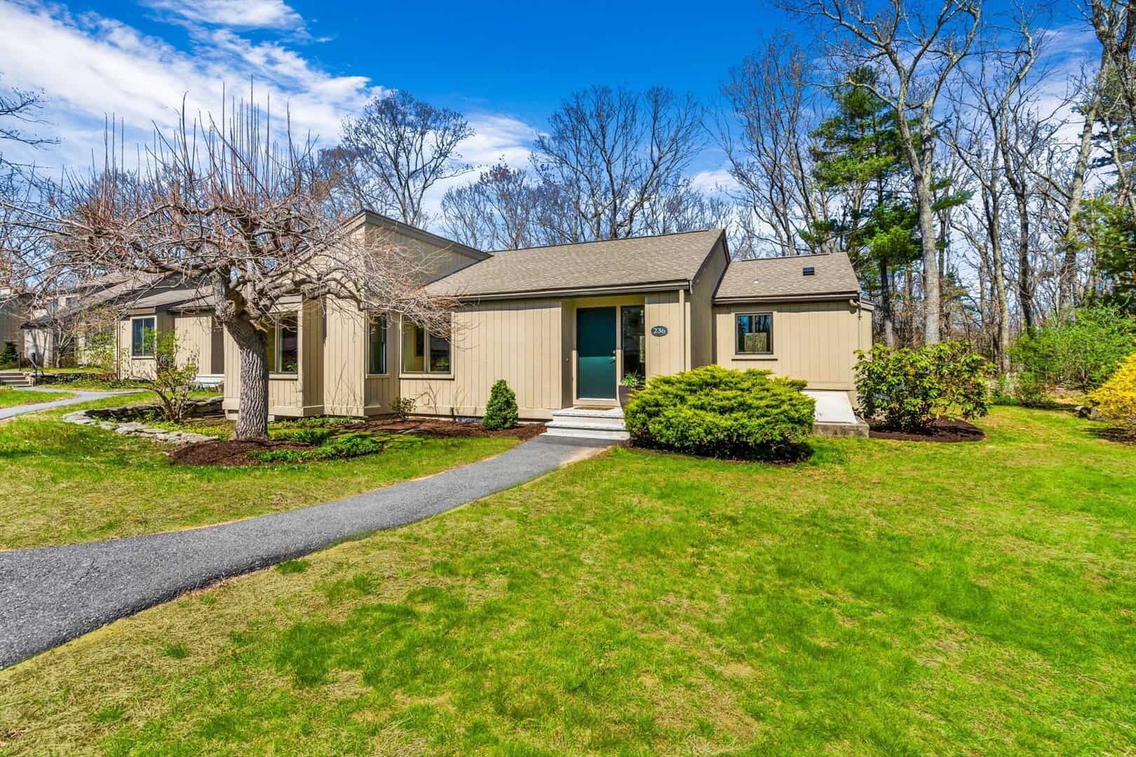 Lincoln MA Condo Real Estate