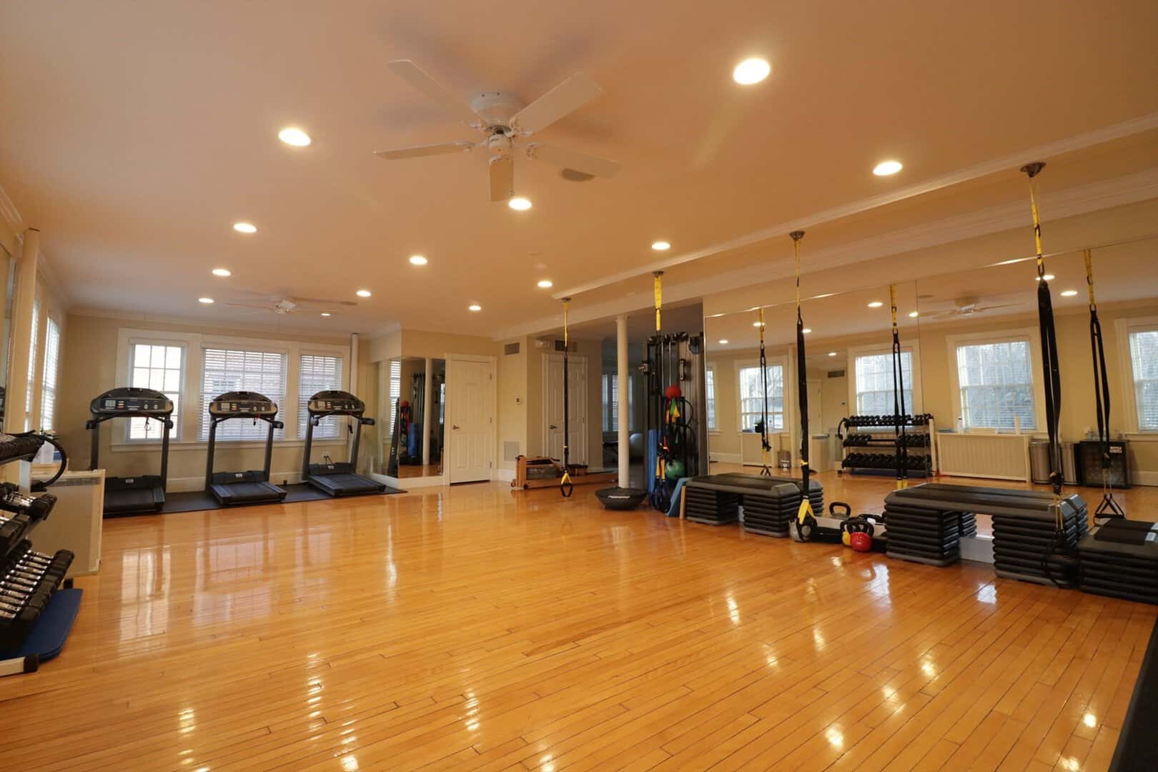 Wellesley MA Commercial lease Real Estate