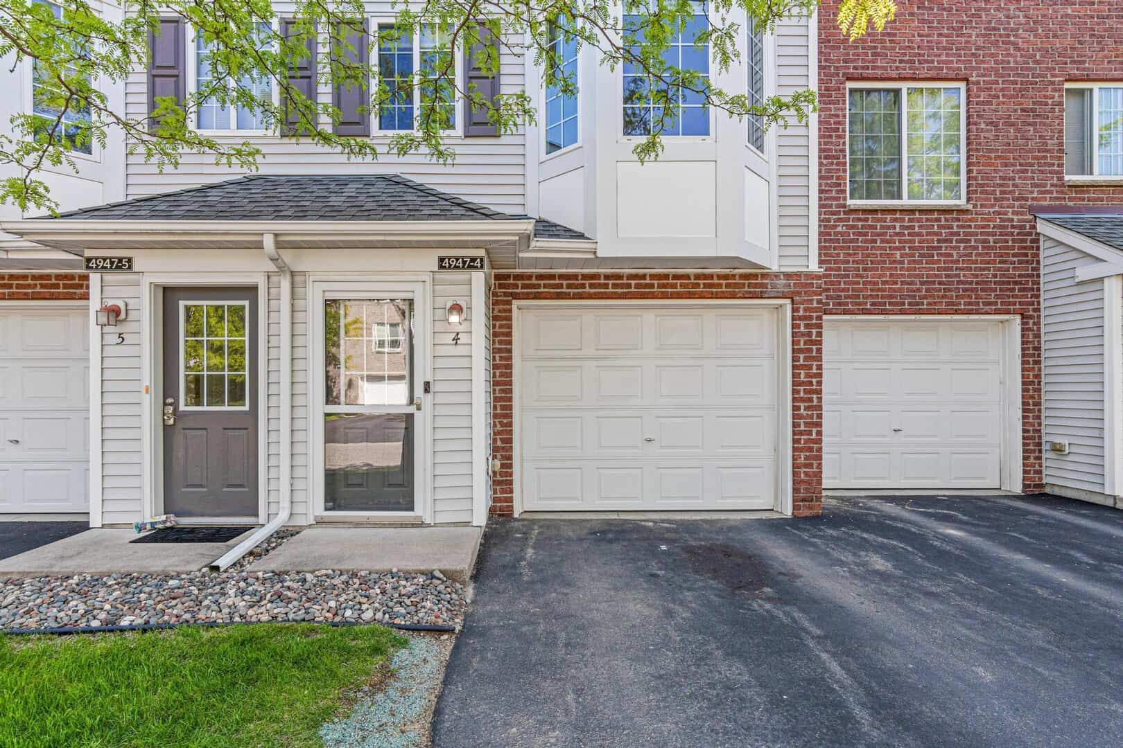 Listings for Karen Kimball