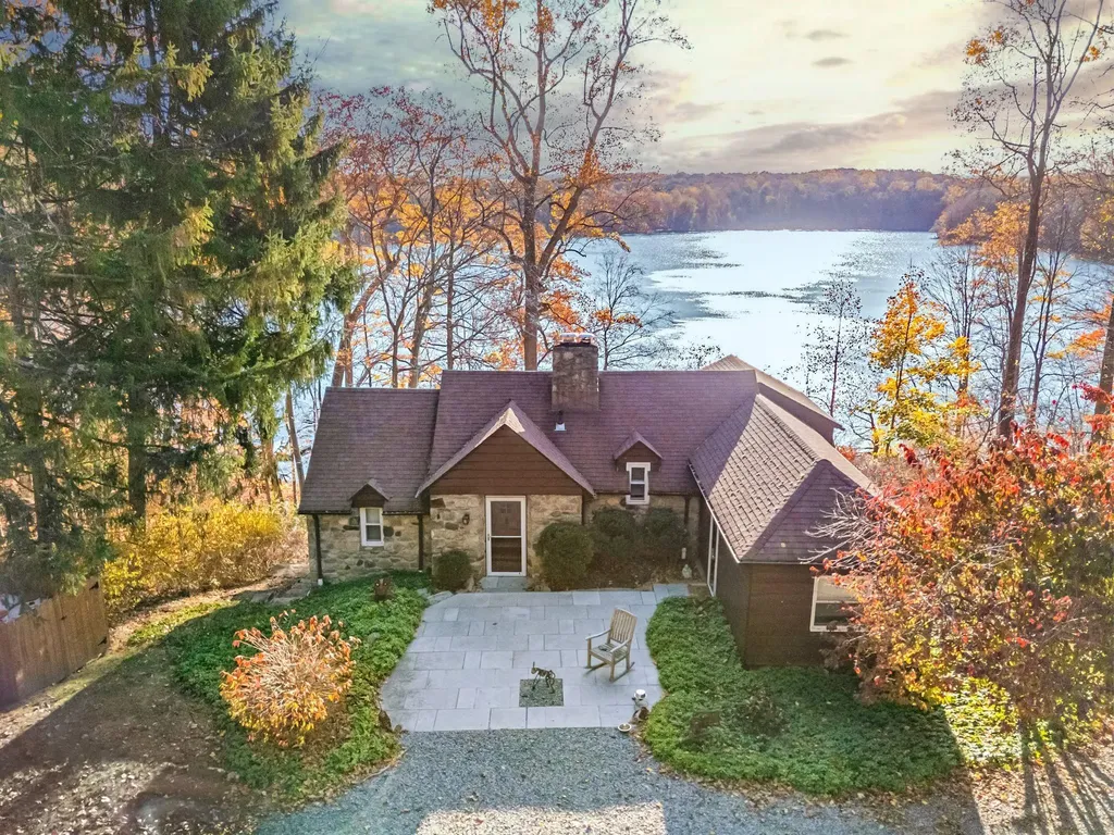 Carmel, NY