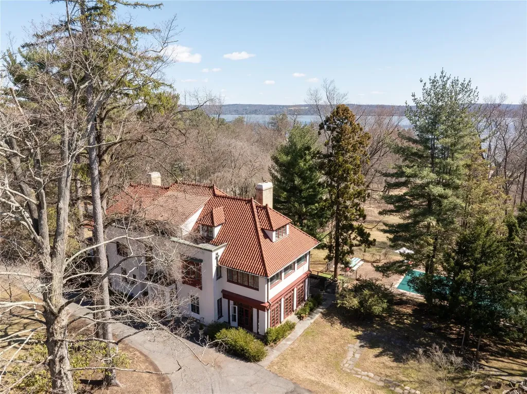 Clarkstown, NY