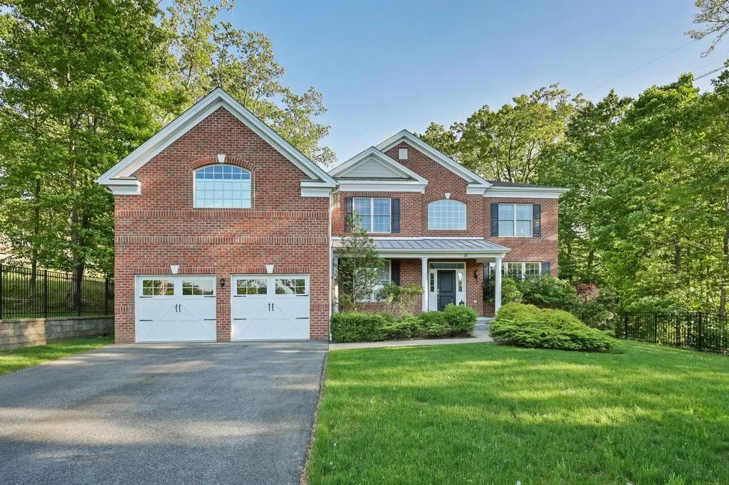 Eastchester, NY
