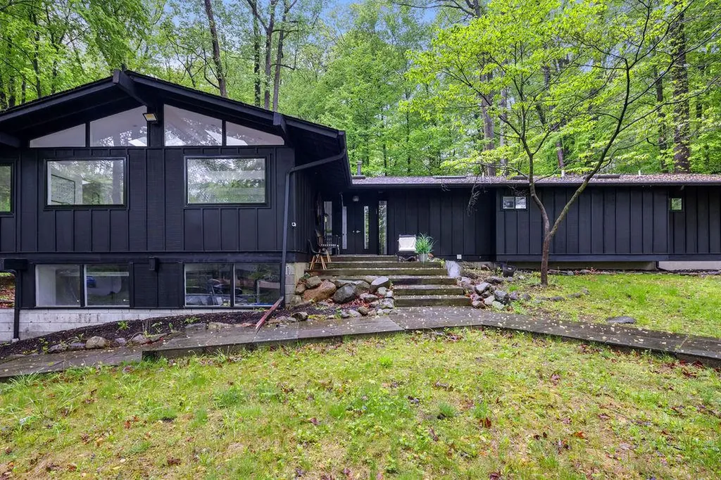 Ramapo, NY