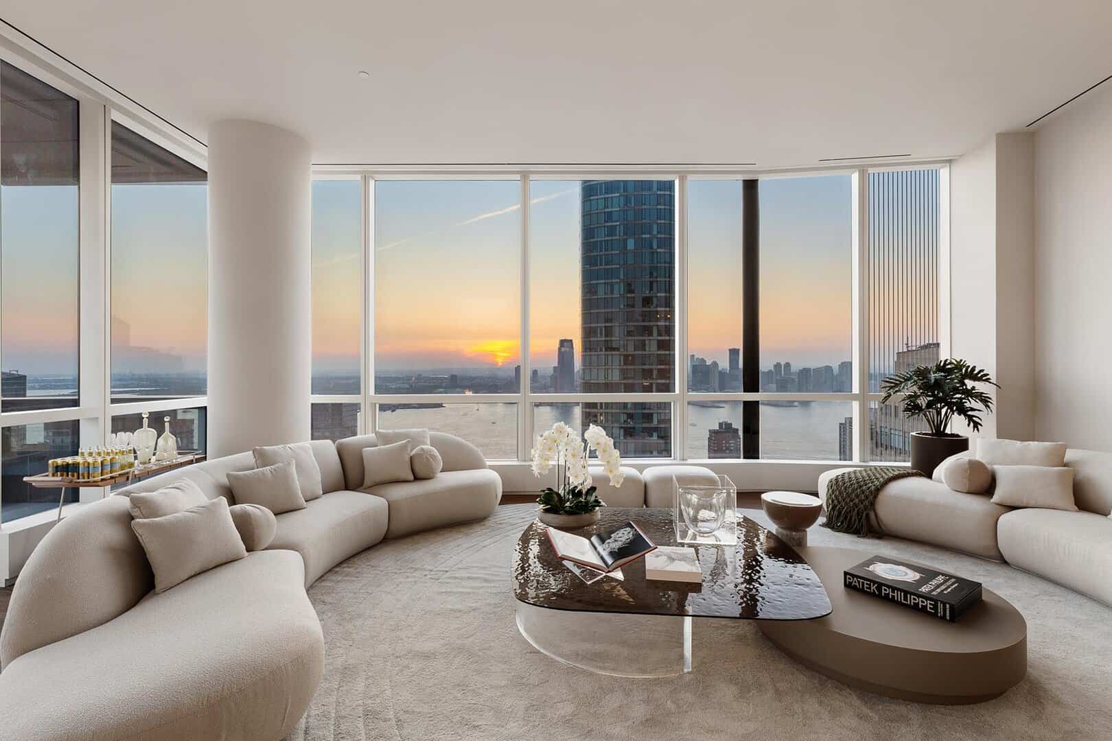 77 Greenwich
