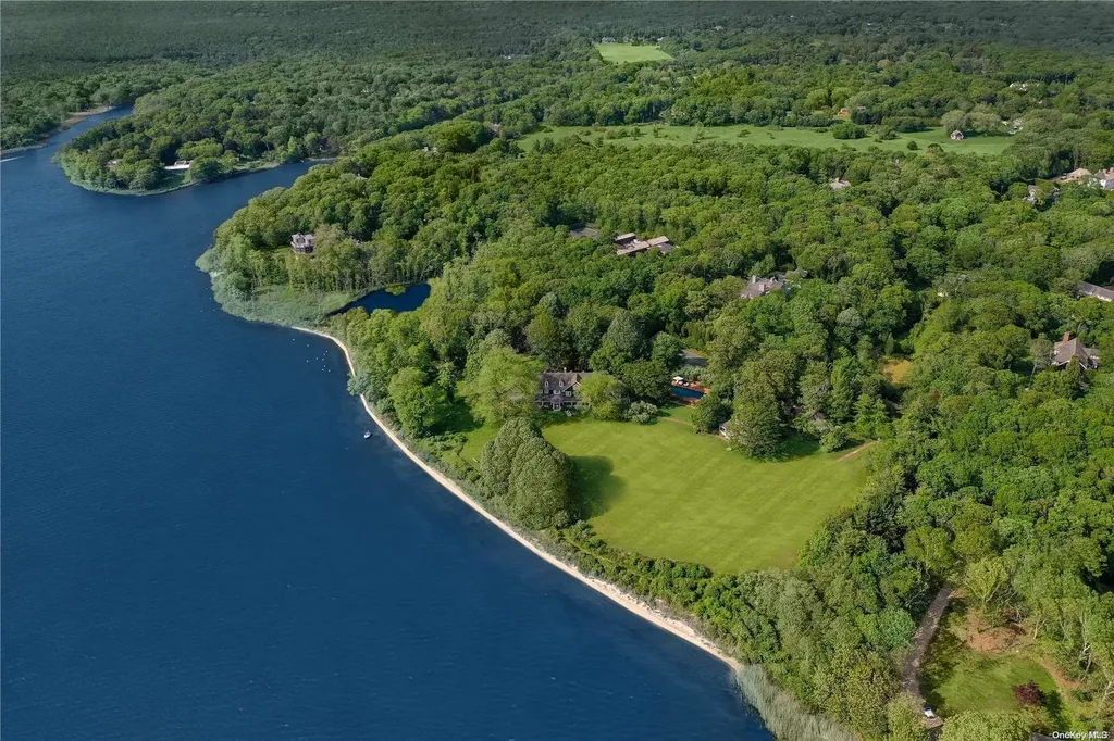 $5M+ Luxury Homes in the Hamptons