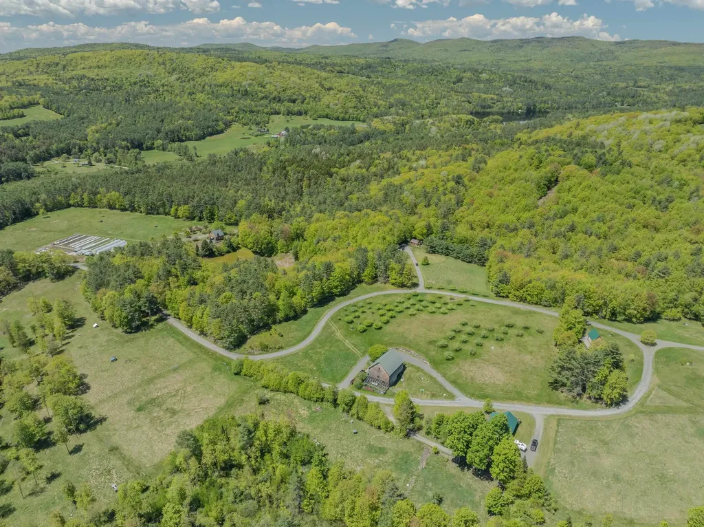 Homes with Land (1+ Acres)