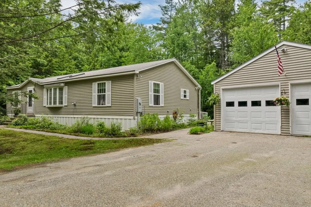 Listings for Nicole Glidden