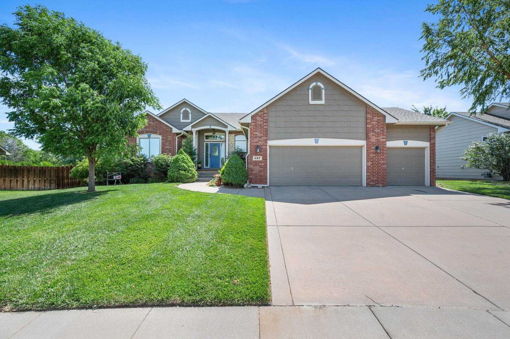 Listings for Carole Morriss