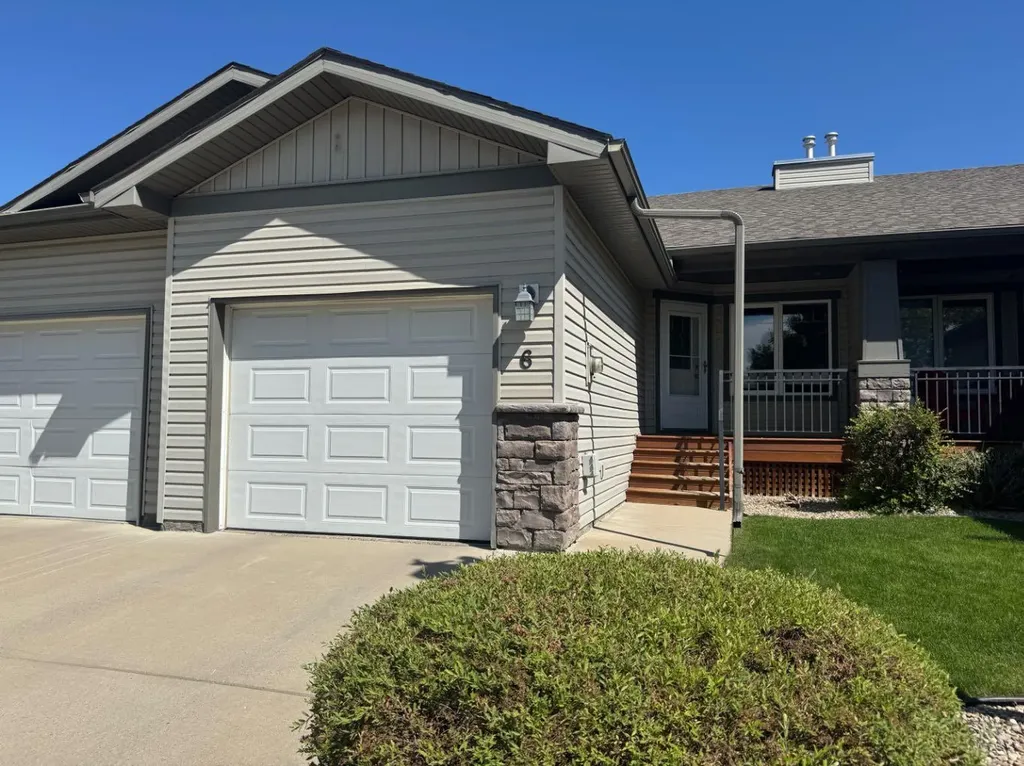 Listings for Dan Davy