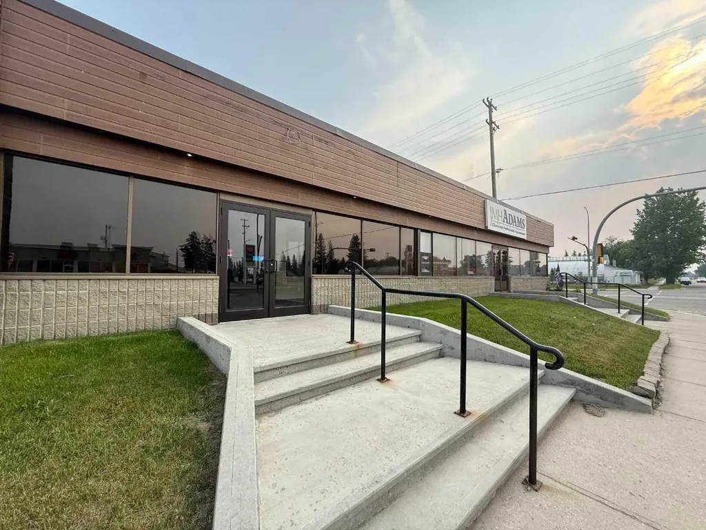 Listings for Neesha Owens