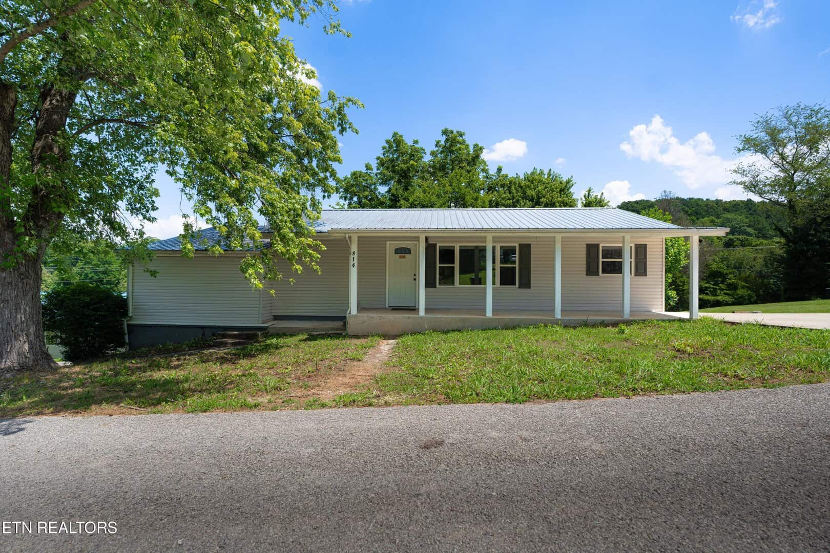 Listings for Mackenzie Lieser