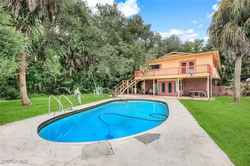 Featured Listings