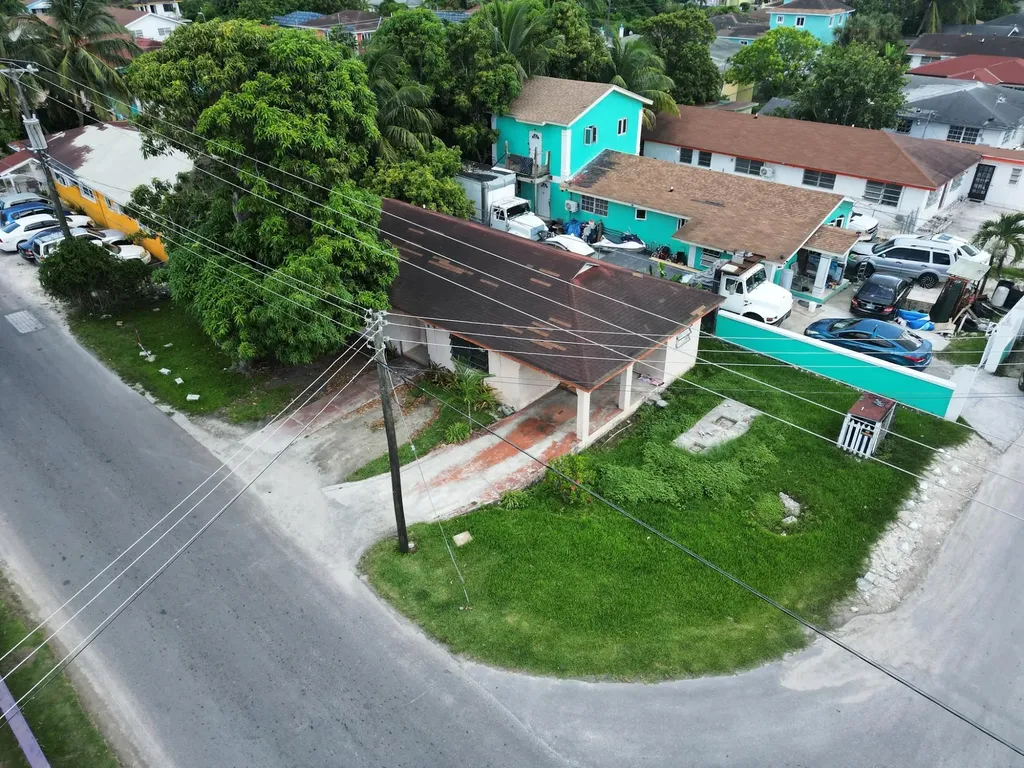 Listings for Noah Hayling