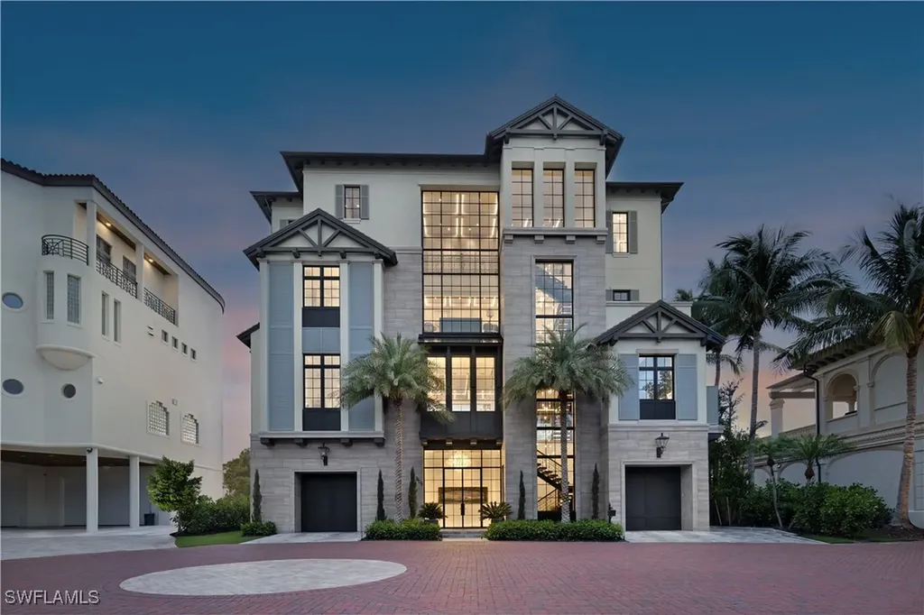 North Naples