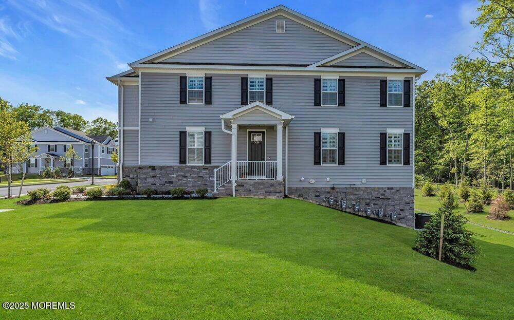 Condos & Townhomes