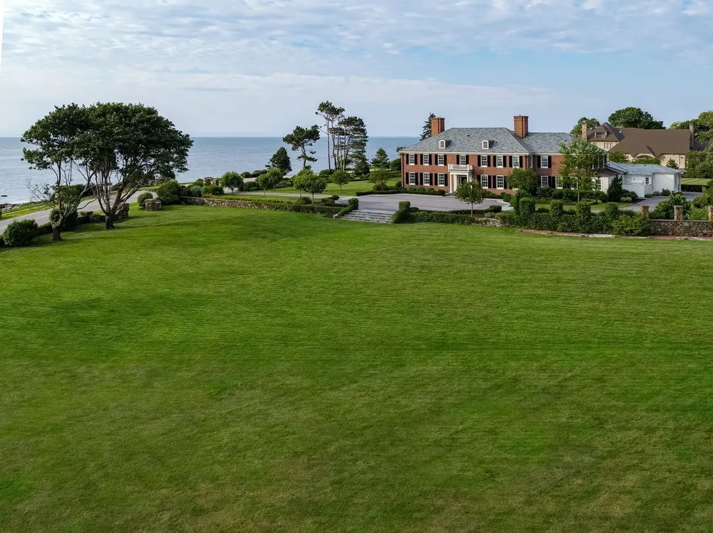 Luxury Listings 