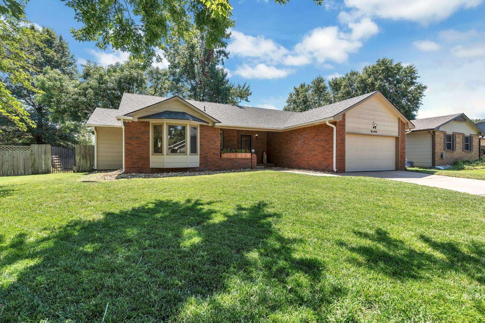 Listings for Mary Roberts