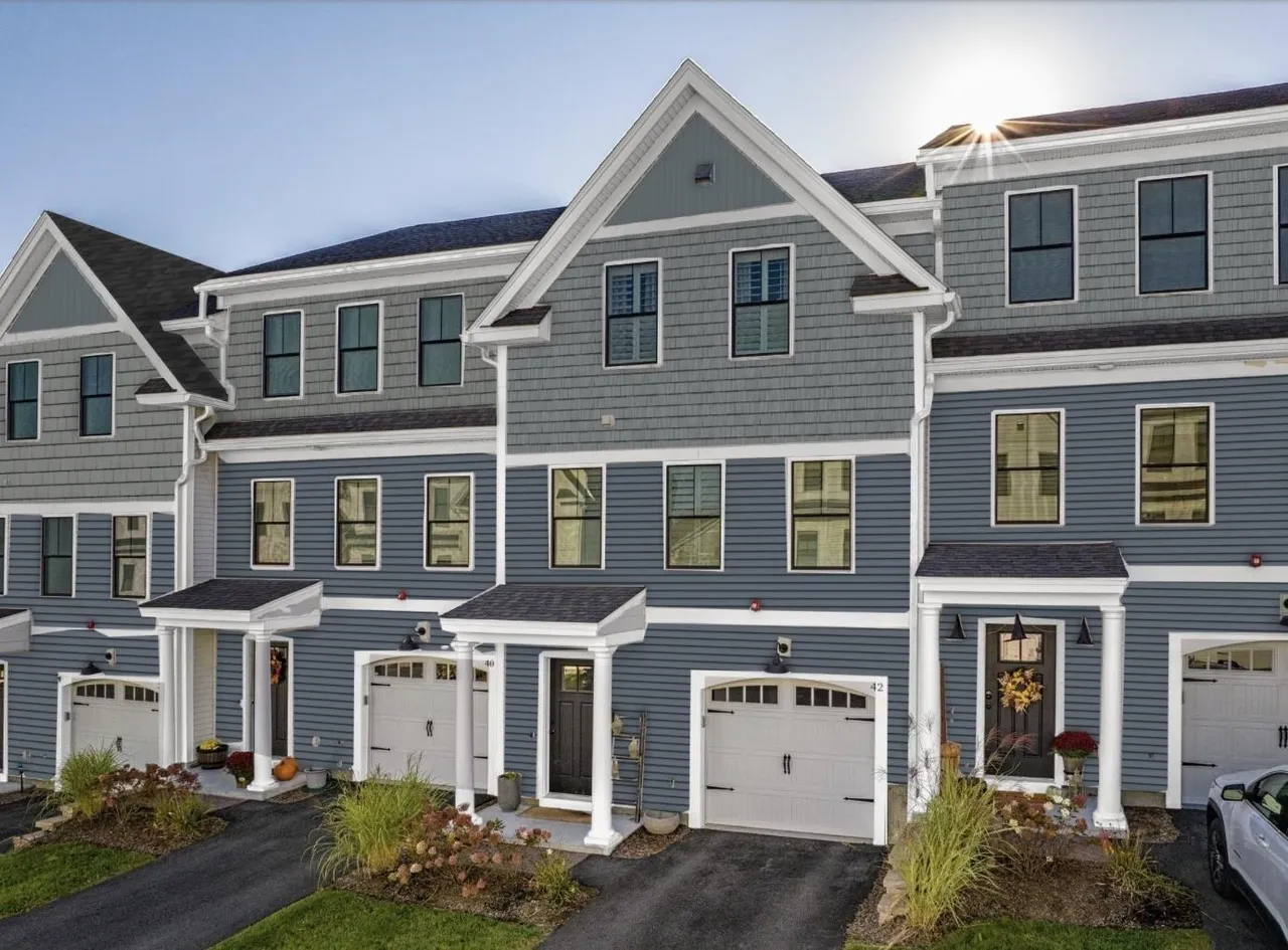 Homes for Sale Under $550K in Dover NH