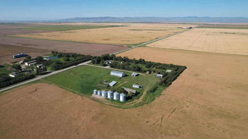 Listings for John Bekkering