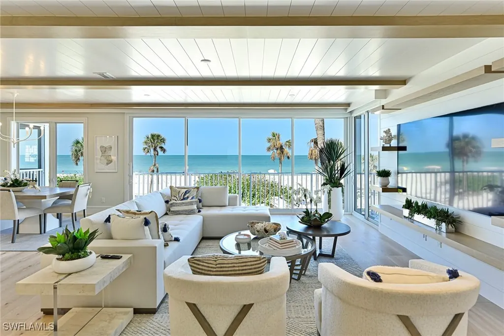 Villa Attached