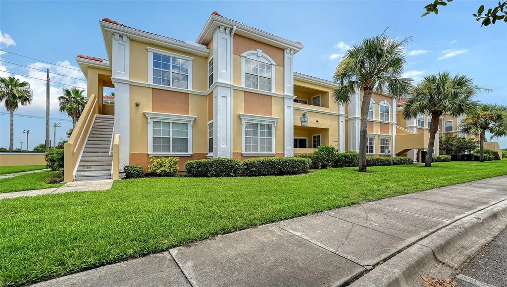 Listings for Alberto Rueda