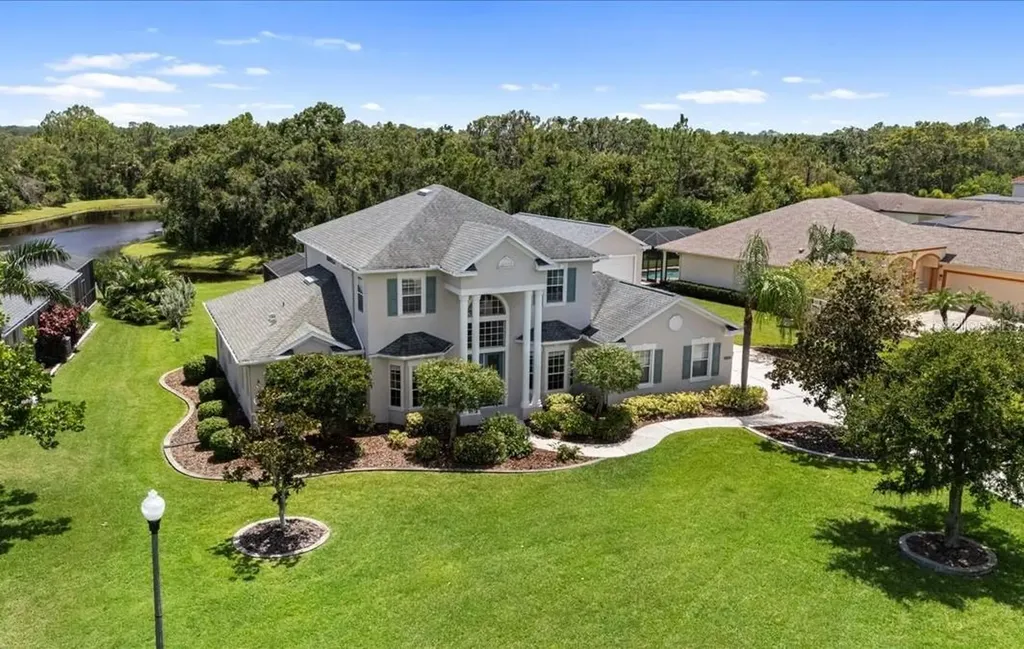 Listings for David Anthony