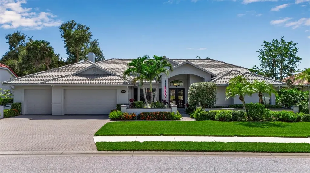 Listings for David Hall