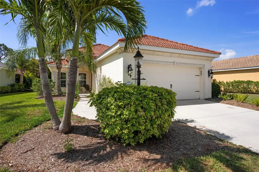 Listings for Kaitlin Kuhn