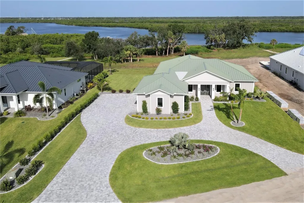 Palm Shores