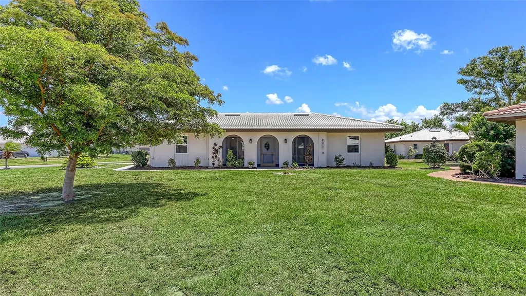 Listings for Lisa Harris