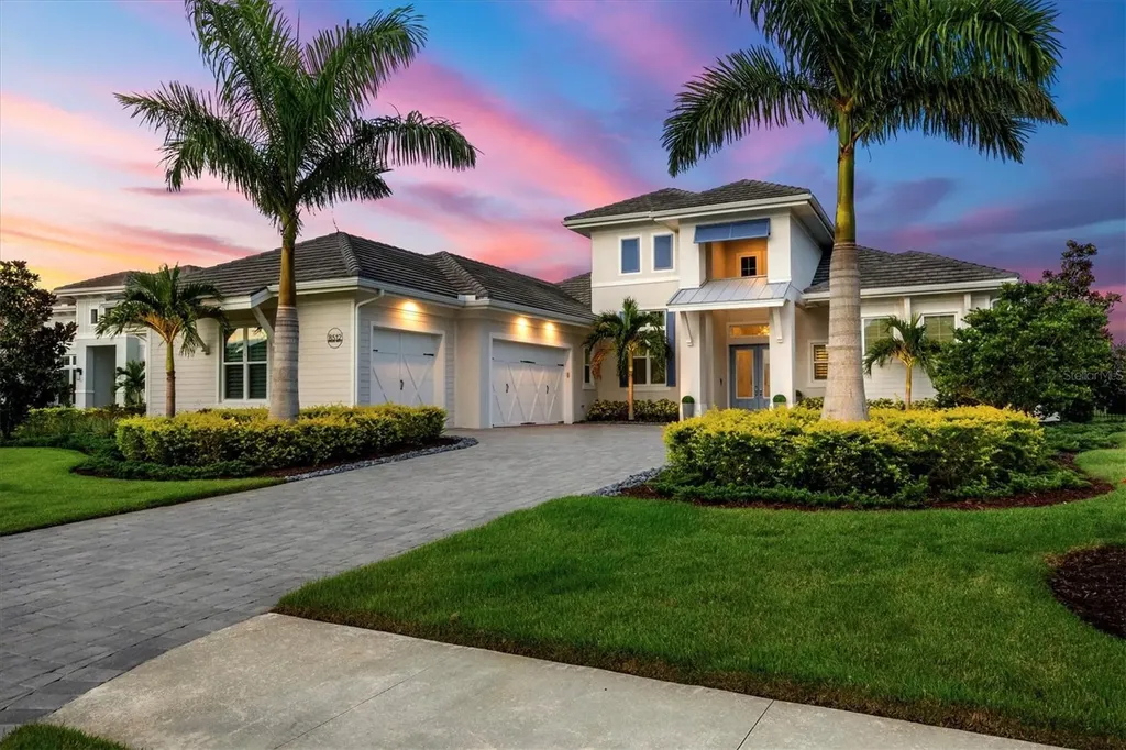 Listings for Lori Bollinger