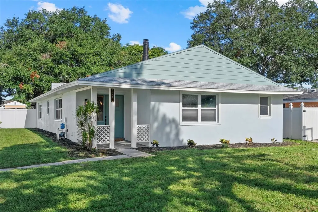 Listings for Maxwell Mann