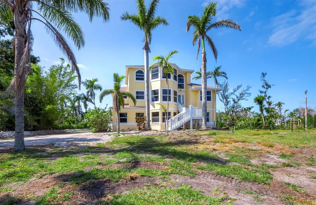 Listings for Molly Atwood