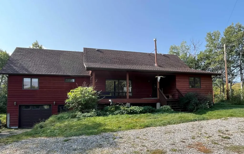 Listings for Christi Hollingshead