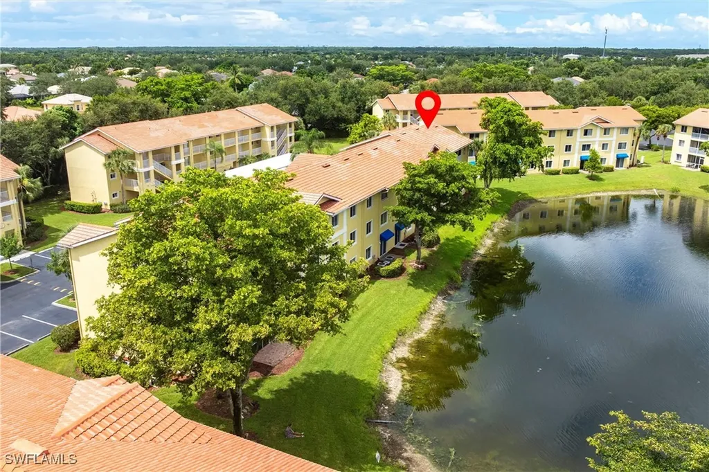 Key Royal Condominiums