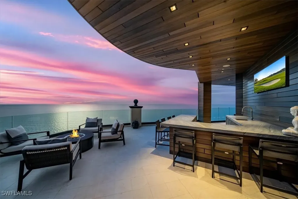 Naples Cay