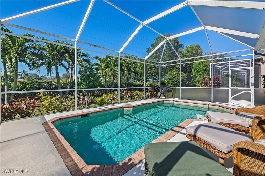 Ibis Cove