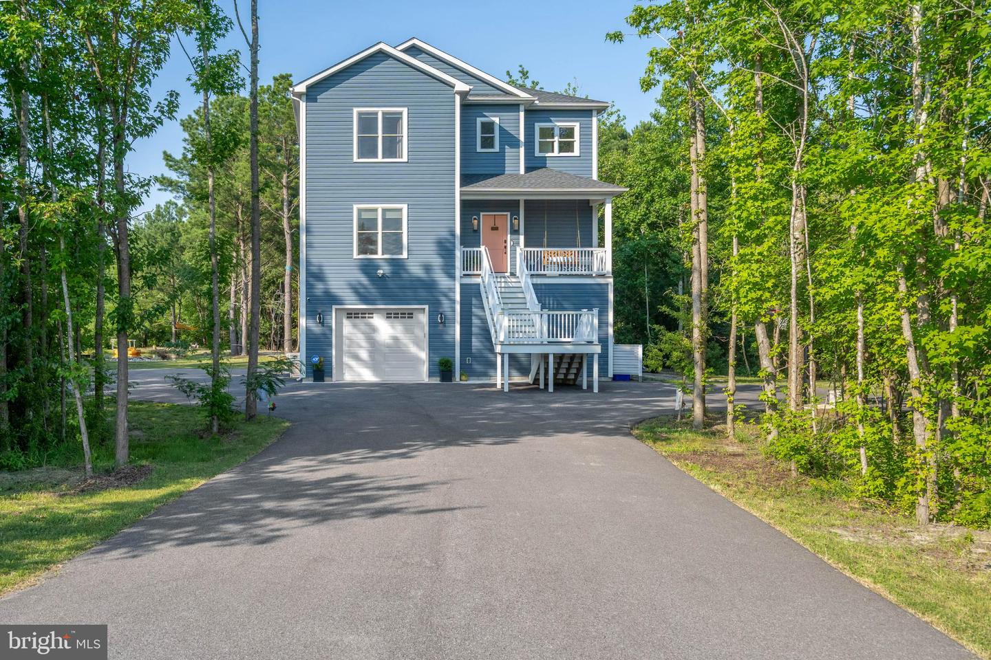 Listings for Terry Lozada