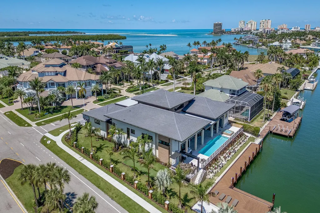 Marco Beach Unit 13
