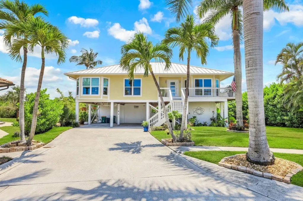 Marco Beach Unit 23
