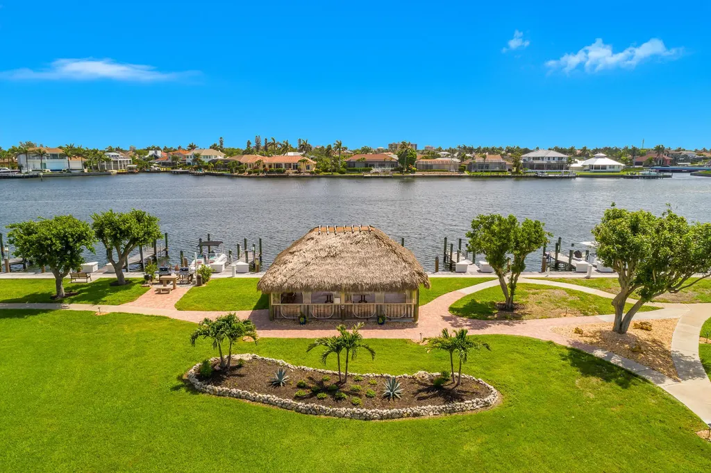 South Seas East Condo Apartments Of Marco Island