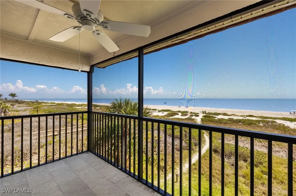 Sandalfoot Condominium